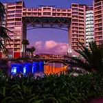 Knightsbridge Superior Apartments